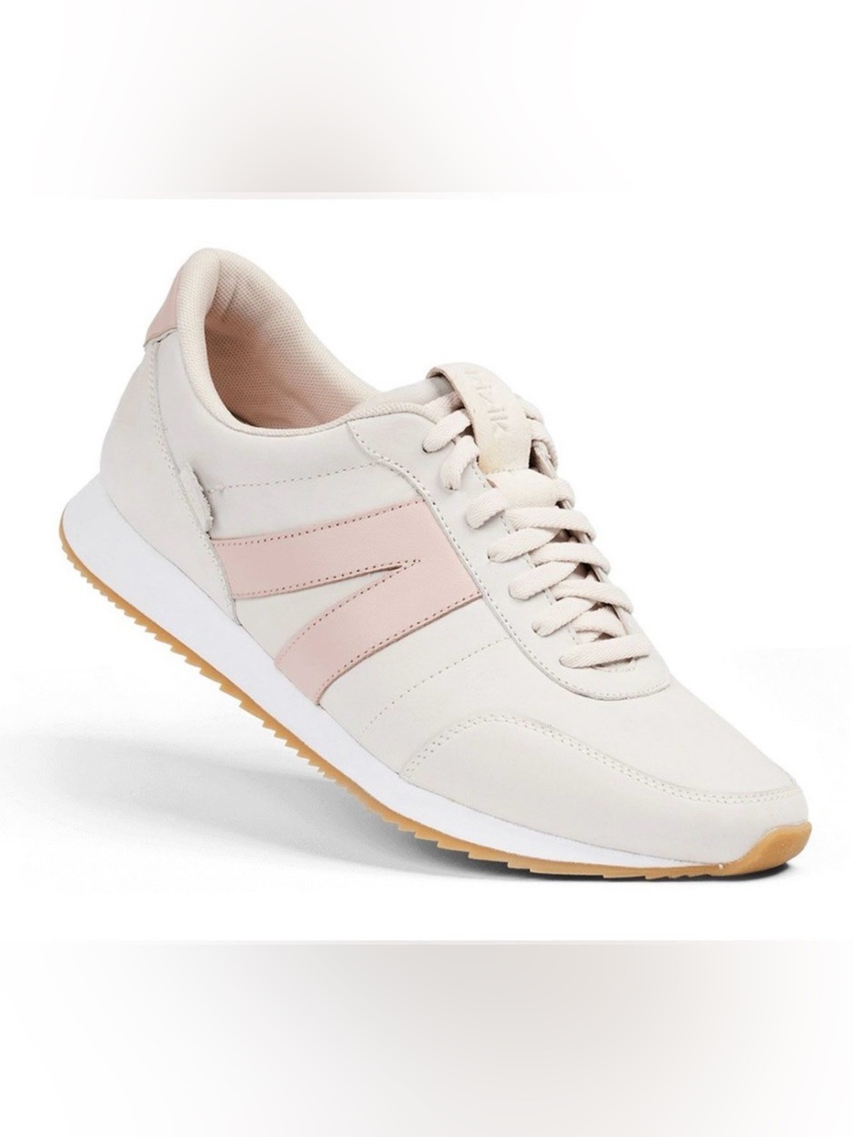 Kizik Milan Hands-Free Step-In Leather Sneakers Peach Whip Size 8 Minimalist